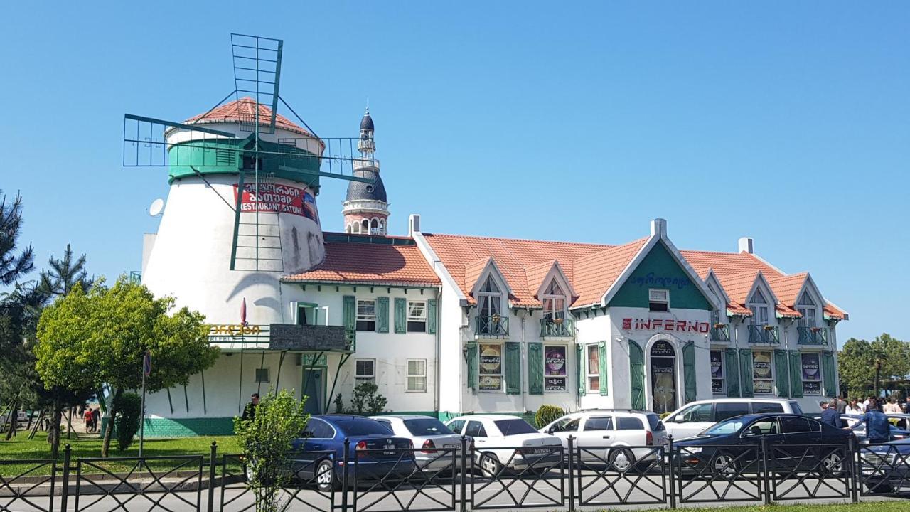 Orbi City Relax Batumi Eksteriør billede